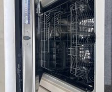 Zanussi dishwasher - integrated