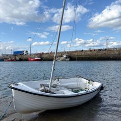Sailing boat