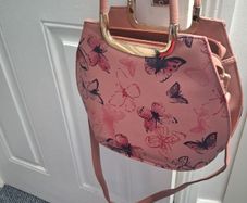 Ladies handbag