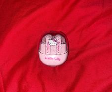 Hello kitty earbuds