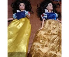 disney sleeping beauty dolls - 2 dolls with extra dress