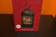 Snow Swirl Robin Lantern