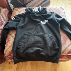 The GAP  hudded sweatshirt size S