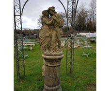 Romeo and Juliet Statue EG022
