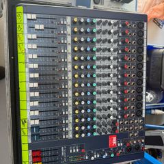 soundcraft desk mixer in thorn case