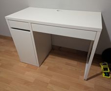 IKEA Micke desk