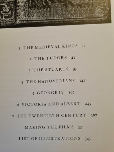 The Royal Heritage.  The Story Of Britain's  Royal Builders And Collectors.  Beautiful Illustrations LARGE VOLUME  IN GOOD CONDITION. In 360pages.
