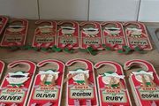 19 New Xmas Doorhangers