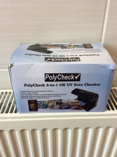Polycheck Bank Note Checker. 9 Watts Ultra Violet Bank Note Checker.