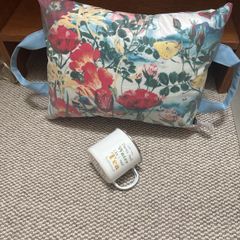 Free Garden Themed Fine Porcelain Mug - Oil Skin Garden Kneeler Cushion like with 2 grab handles and Free Garden Enamel Mug