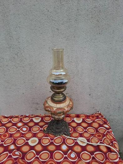 Vintage electric lamp postage possible