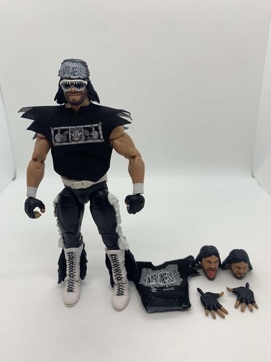 wwe ultimate edition Nwo Traget exclsive Macho Man Randy Savage action figure