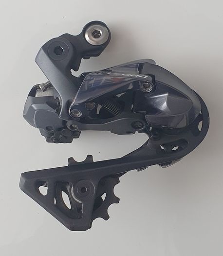 Wireless Shimano Groupset 8070.   Di2
