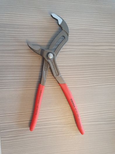Knipex Cobra Water Pump Pliers 10" (250mm)