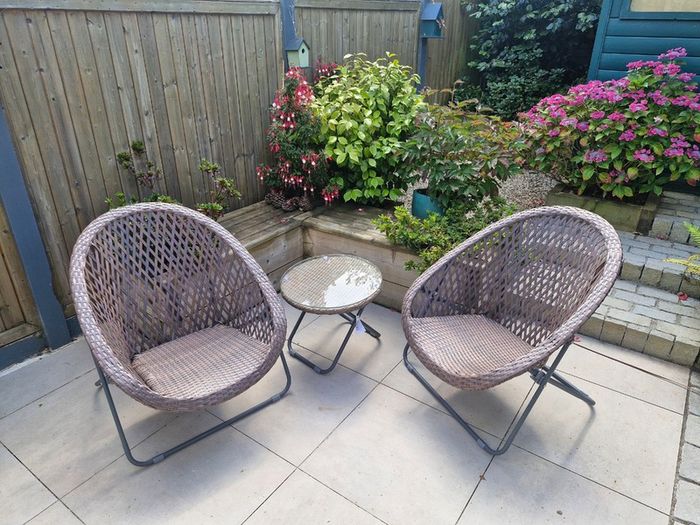 Rattan bistro set