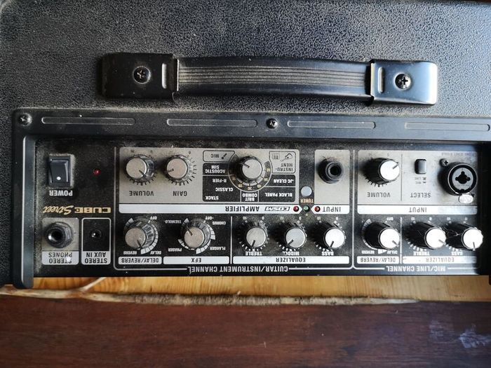 Roland Cube Street Busking Amp