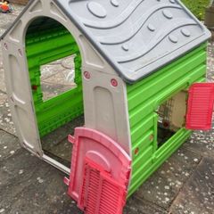 kids garden playhouse