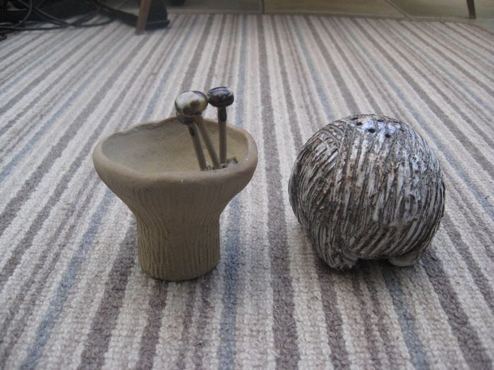 Incense Burner/Hedgehog Pot Pourri Holder