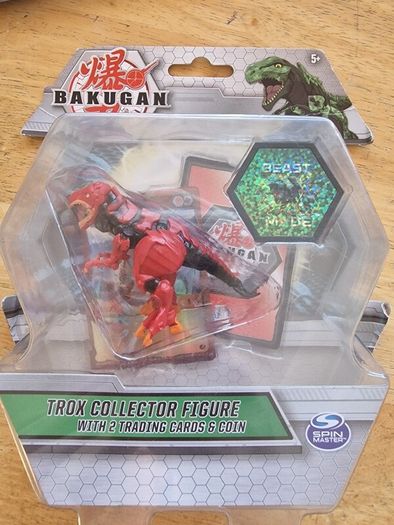 BRAND NEW Bakugan Trox (Red) Collector Action Figure With 2 Trading Cards and Coin