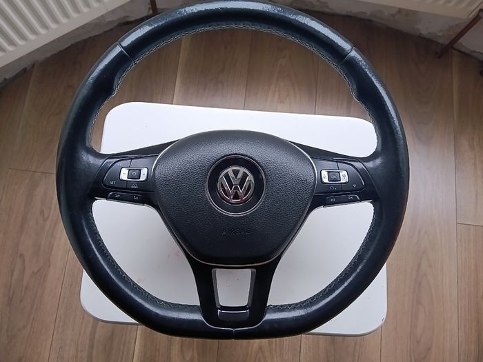 Mk7 golf steering wheel