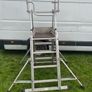 YOUNGMAN 4-6 step podium extendable ladder Image 10