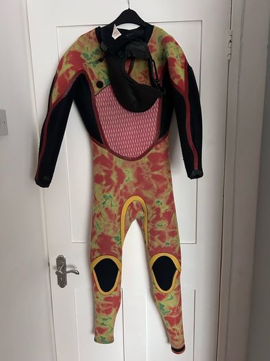 Xcell Drylock Winter Wetsuit 5/4mm Size MS Like New