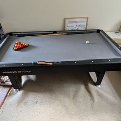7ft Pool Table