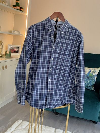 Mens Tommy Hilfiger Long-sleeve Shirt in a Navy and Blue Check Pattern