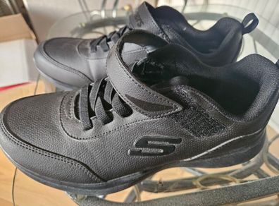 Skechers black shoes non marking size 4