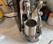 Sage Cresita Nespresso Coffee Machine in Black/Chrome