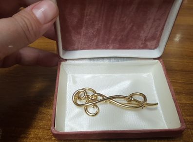Brooch