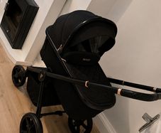 venicci pram