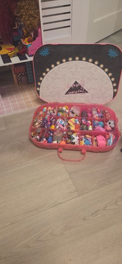 LOL doll house bundle