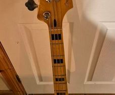 Fender Jaguar Modern Player MN BLK Bass