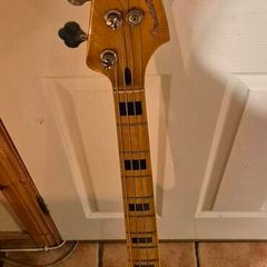 Fender Jaguar Modern Player MN BLK Bass