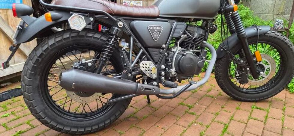 Mash scrambler 125