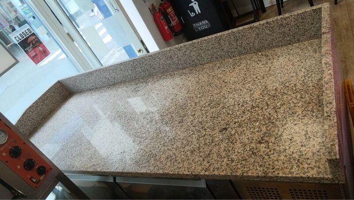 Pizza/sandwich prep counter