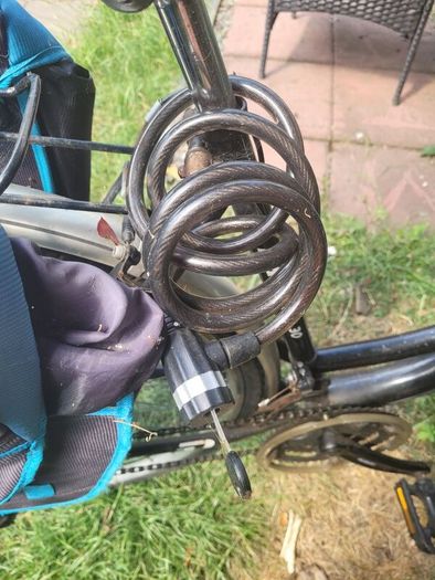 ladies bike with carrier bags and lock