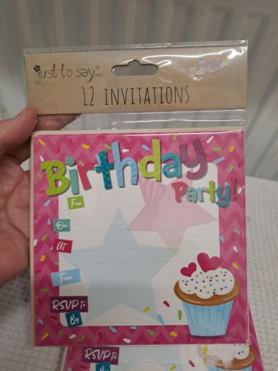 2 packs of Birthday Invitations