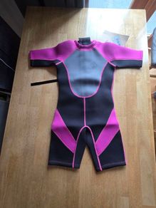 wetsuit