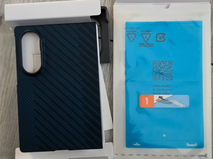 Samsung Galaxy Z Fold6 Carbon Magnet Case