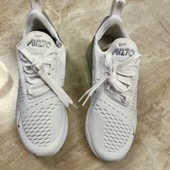 Womens Nike AirMax 270 Trainers