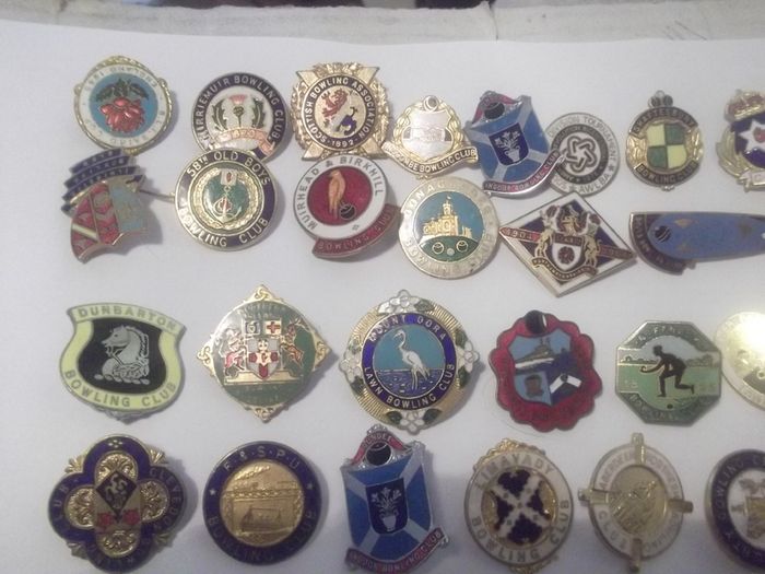 42 vintage enamel bowing badges