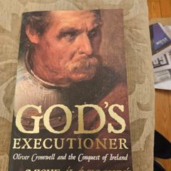God's Executioner. Oliver Cromwell And The Conquest Of Ireland.  By Michael O Siochru. Paperback In Good Condition. See Photos For Same.