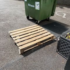 free wooden pallet