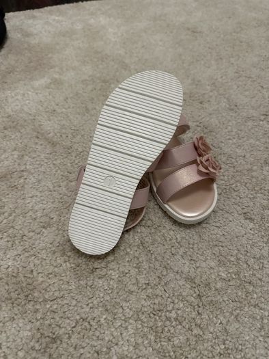 Monsoon pink sandal (uk 1/33)