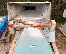 Dairymaster electric feeders