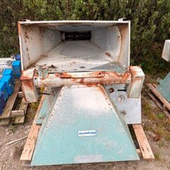 Dairymaster electric feeders