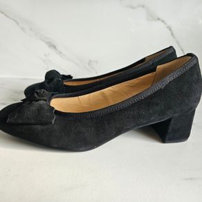Gabor ladies shoes pumps hooty bow suede leather black RRP 105 euro size UK 4.5 EU 37.5 perfect for back to school new & boxed