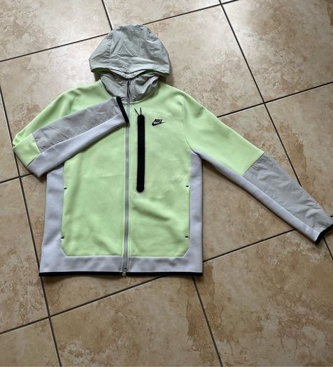 Nike Tech Fleece Full-Zip Woven Hoodie